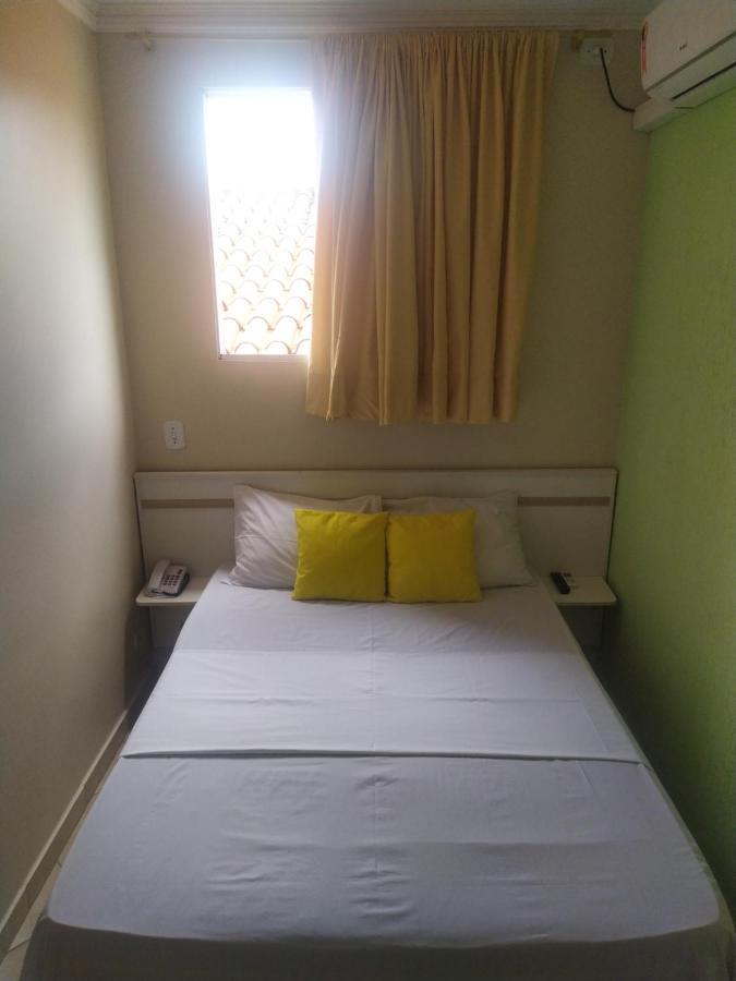 Hotel Dayse Santana de Parnaíba Oda fotoğraf